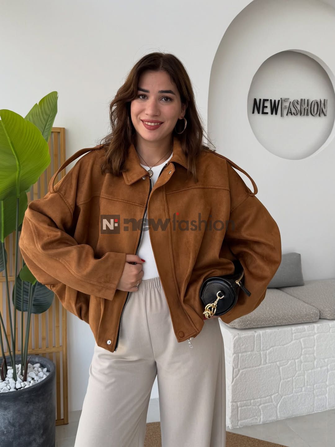 جاكيت Urban Cognac أوفرسايز بلون الكراميل الفاخر 🤎✨